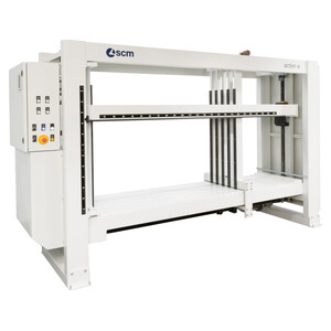 action e | Halbautomatische Korpuspresse